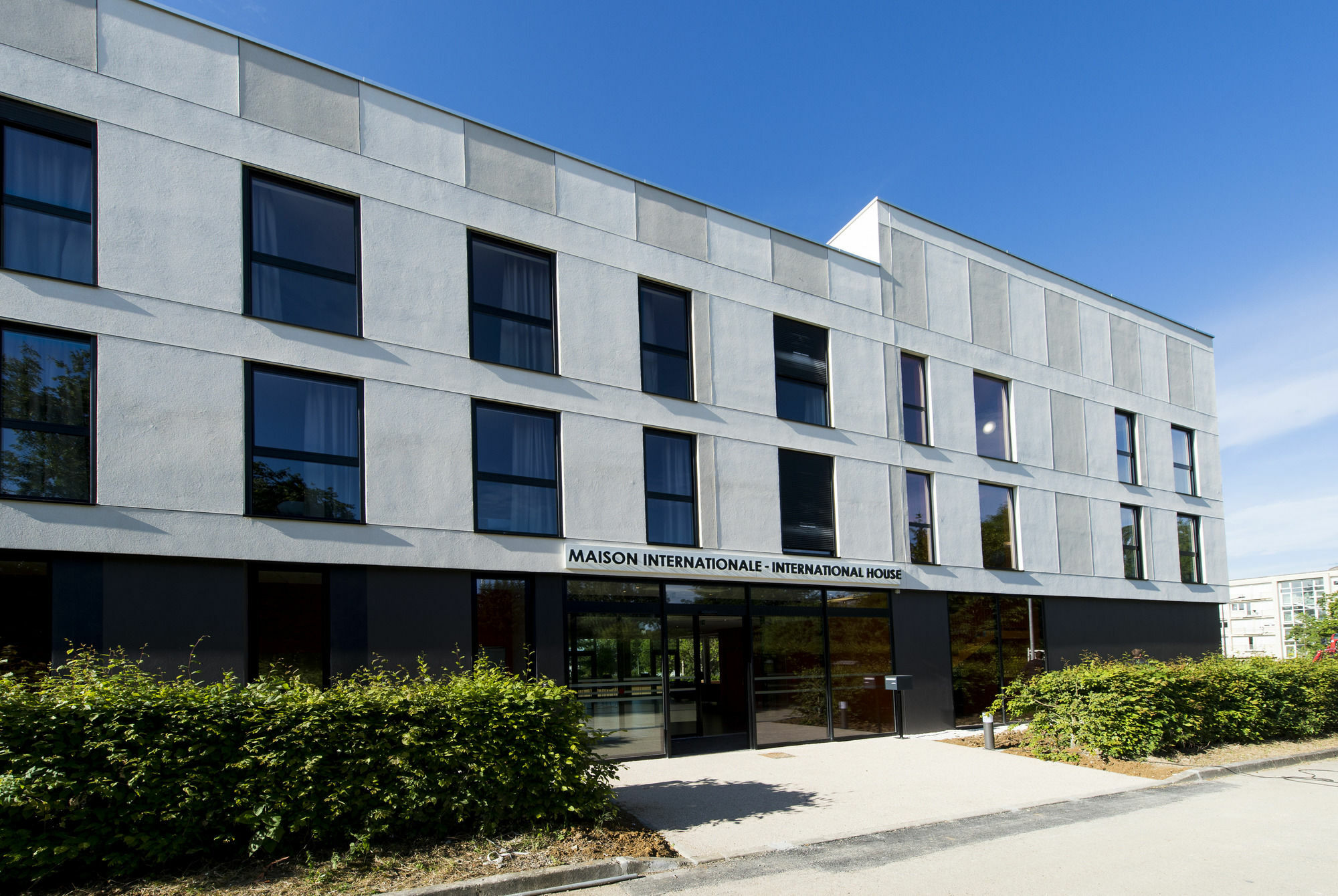 Adonis Dijon Maison Internationale Aparthotel Exterior photo